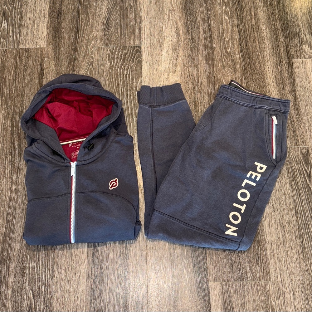 Peloton X Fourlaps Bundle